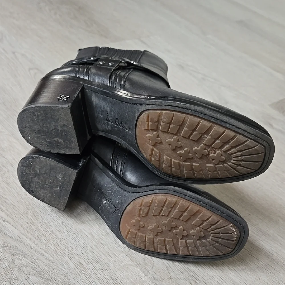 Sam Edelman Dalma Studded Harness Leather Chelsea Boots  Sam Edelman  Size: 7